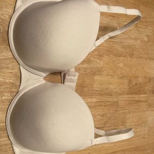 La senza bra size 38D